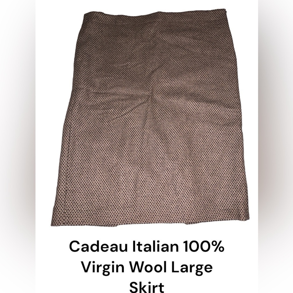Beautiful Cadeau Maternity Large made in Italy 100% virgin wool pencil skirt